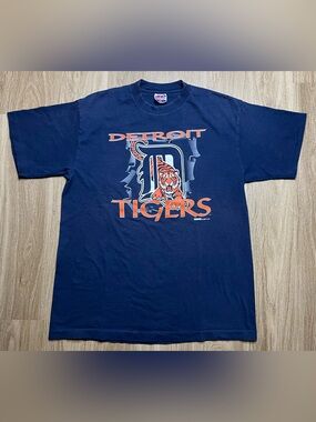 Vintage 1994 Detroit Tigers MLB Graphic Shirt - Single Stitch (Made In USA)